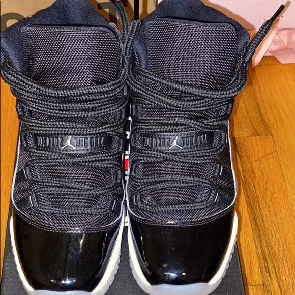 Air Jordan 11 Retro GS Jubilee